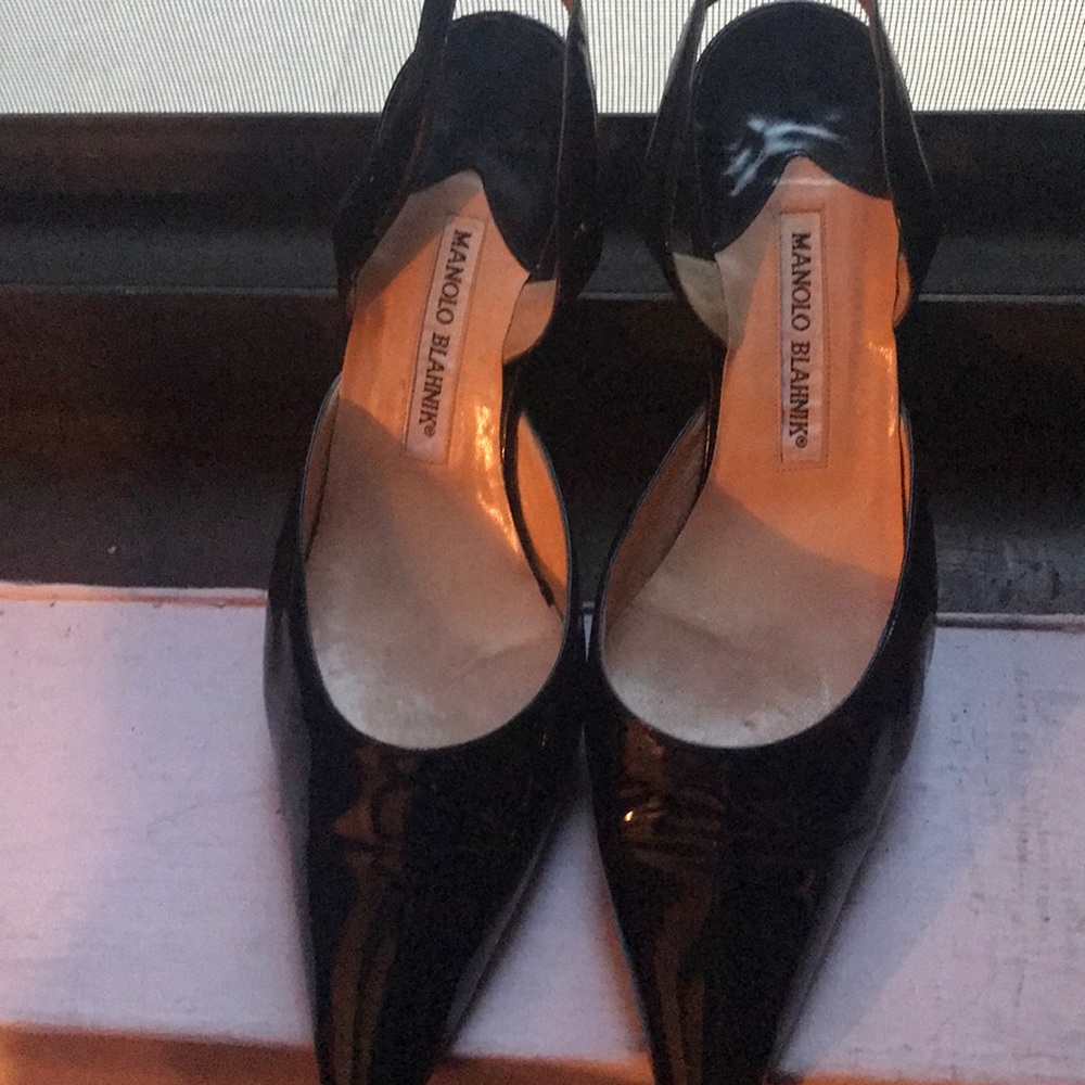 Manolo  Blahnik slingback patent heel. Heel 3”